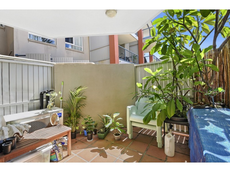 4/98-100 Petrel Ave, Mermaid Beach QLD 4218