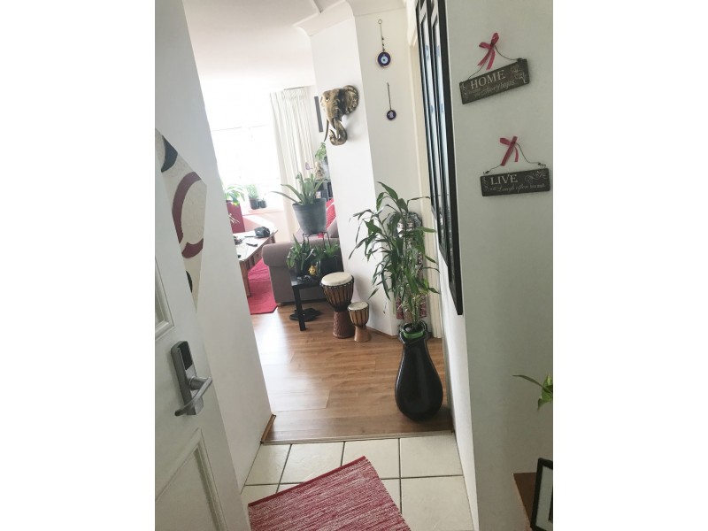 1048/2633 Gold Coast Highway, Broadbeach QLD 4218