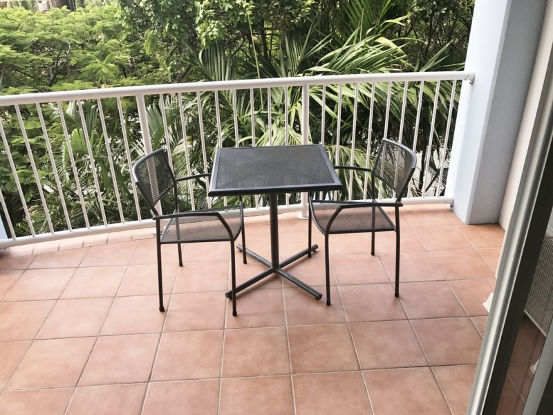 2024/2633 Gold Coast Highway, Broadbeach QLD 4218