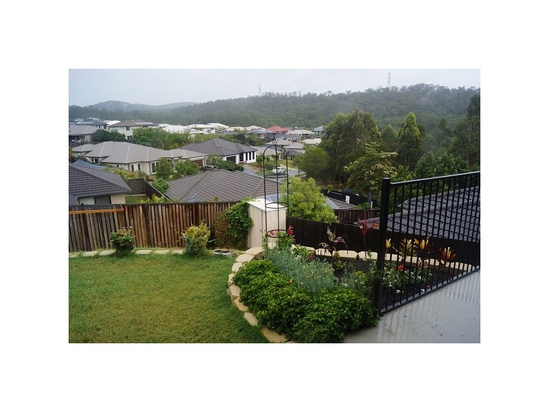 63 Diamantina Circuit, Pacific Pines QLD 4211