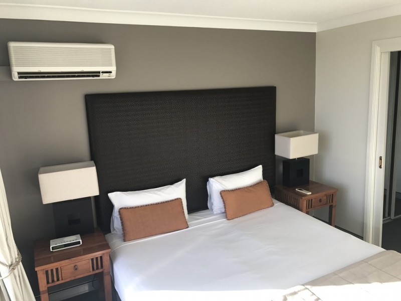1097/2633 Gold Coast Highway, Broadbeach QLD 4218