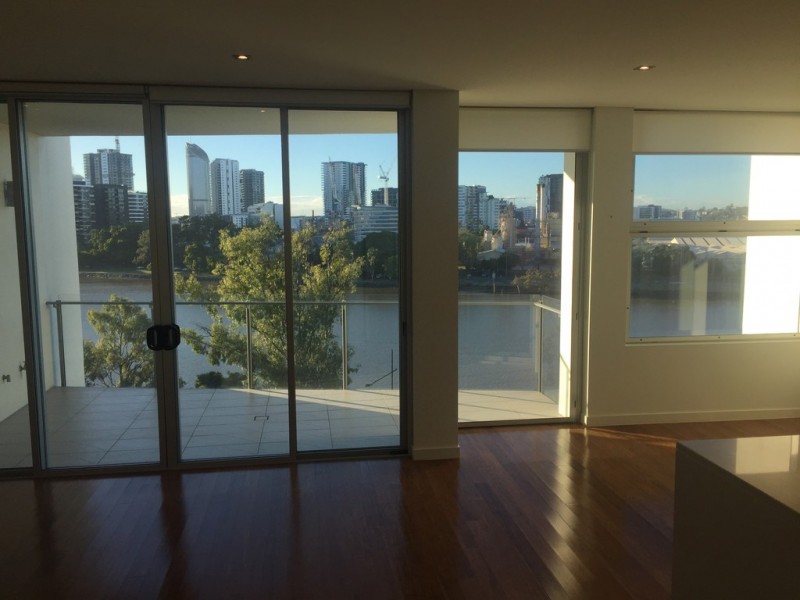 36/205 Coronation Drive, Milton QLD 4064