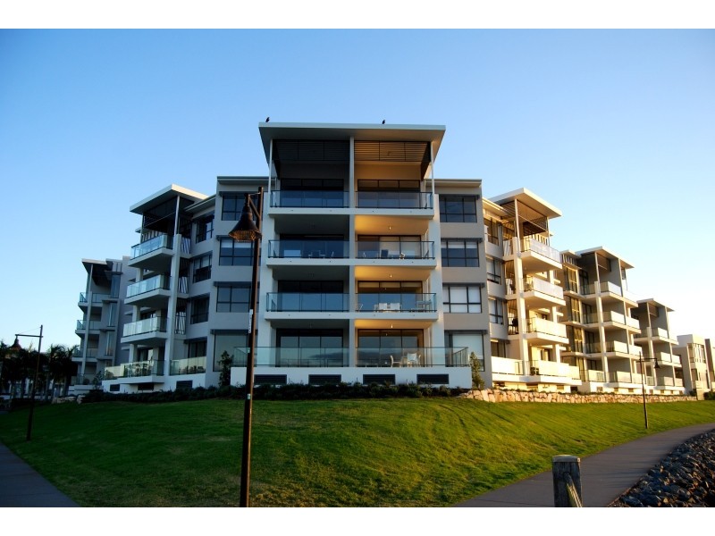 33/9 Moores Crescent, Varsity Lakes QLD 4227