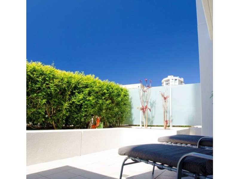 G03 / 2-4 Creek Street, Coolangatta QLD 4225