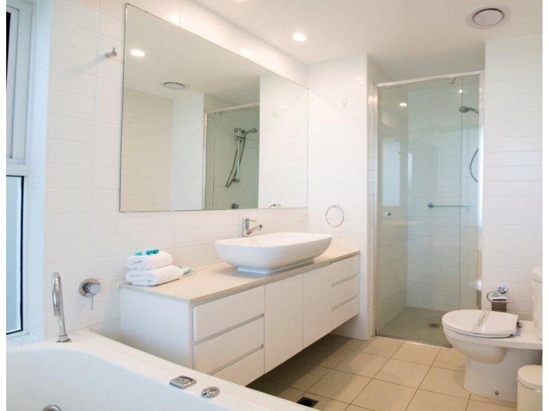 G03 / 2-4 Creek Street, Coolangatta QLD 4225