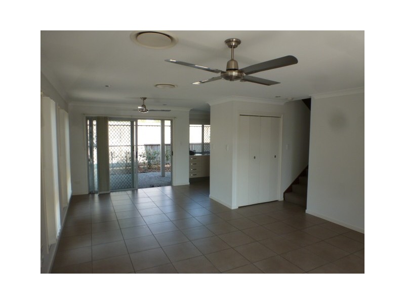 86 Carselgrove Ave, Fitzgibbon QLD 4018