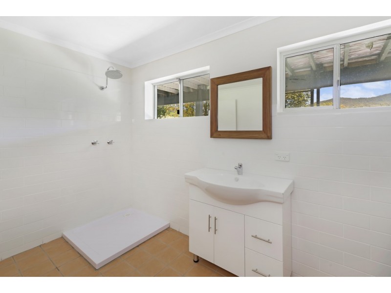 Laceys Creek QLD 4521