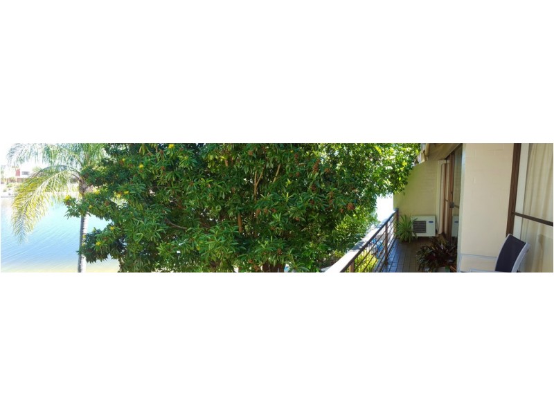 111 Markeri Street, Mermaid Waters QLD 4218