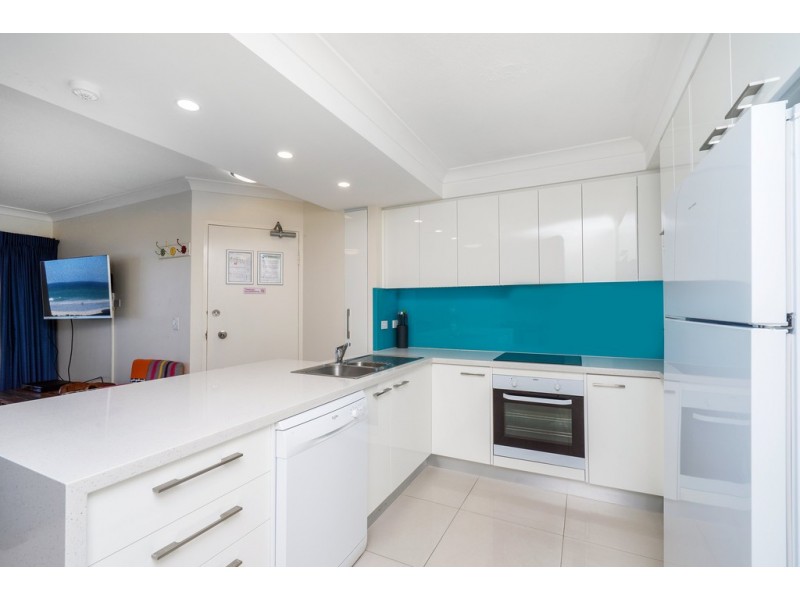 5/2 Seventeenth Ave, Palm Beach QLD 4221