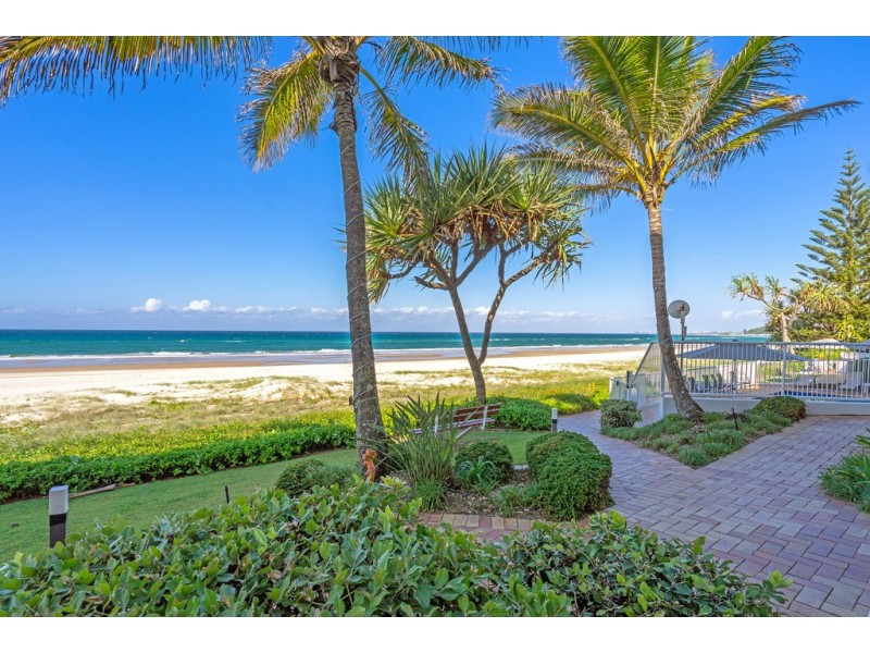 5/2 Seventeenth Ave, Palm Beach QLD 4221