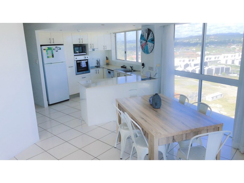 2 Nineteenth Avenue, Palm Beach QLD 4221