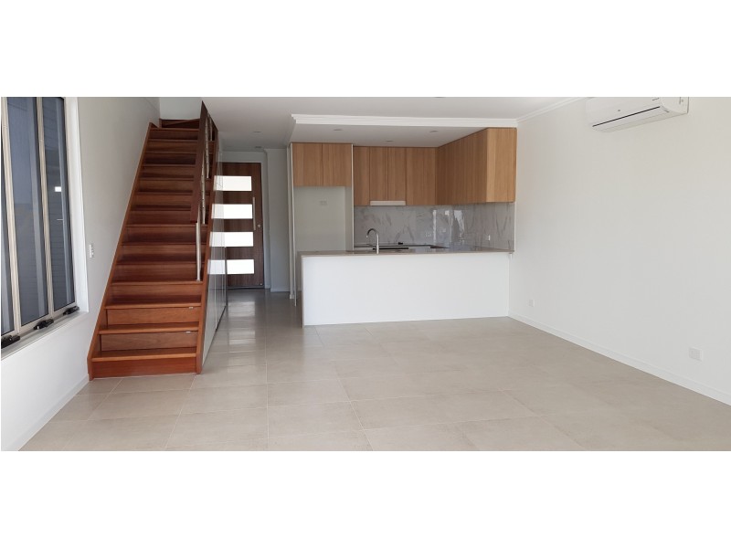 148 Florabella Drive, Robina QLD 4226