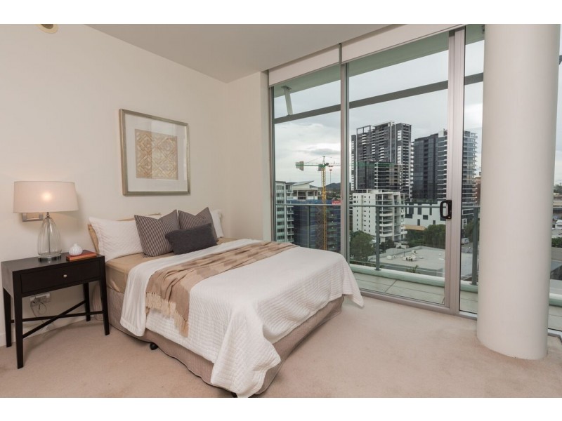 205 Coronation Drive, Milton QLD 4064