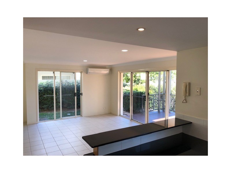 152/5 Easthill Drive, Robina QLD 4226