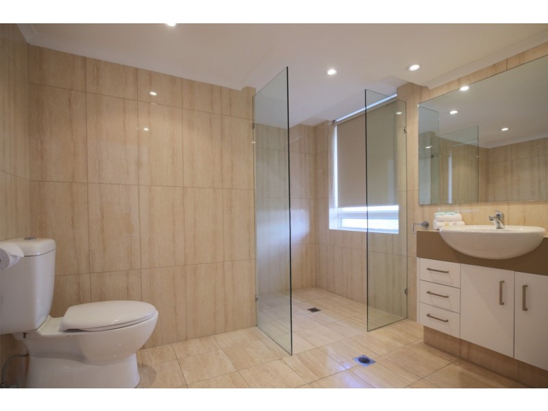 2 19th Avenue, Palm Beach QLD 4221