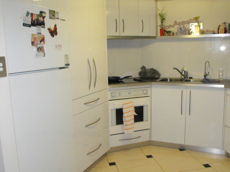 10/276 Oxley Dr, Runaway Bay QLD 4216