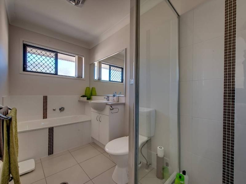 44-52 Rockfield Rd, Doolandella QLD 4077