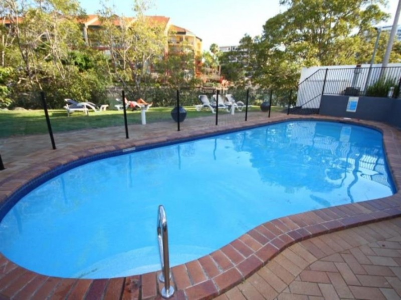 70 Remembrance Dr, Surfers Paradise QLD 4217