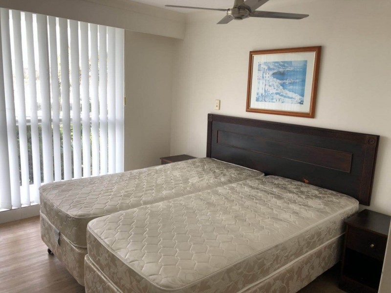 2 19th Avenue, Palm Beach QLD 4221