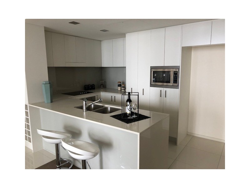 34 Scarborough Street, Southport QLD 4215