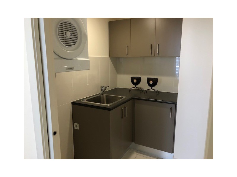 34 Scarborough Street, Southport QLD 4215