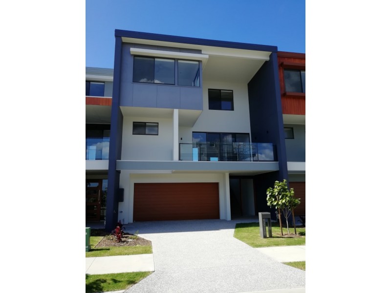 37 Park Cove Boulevard, Hope Island QLD 4212