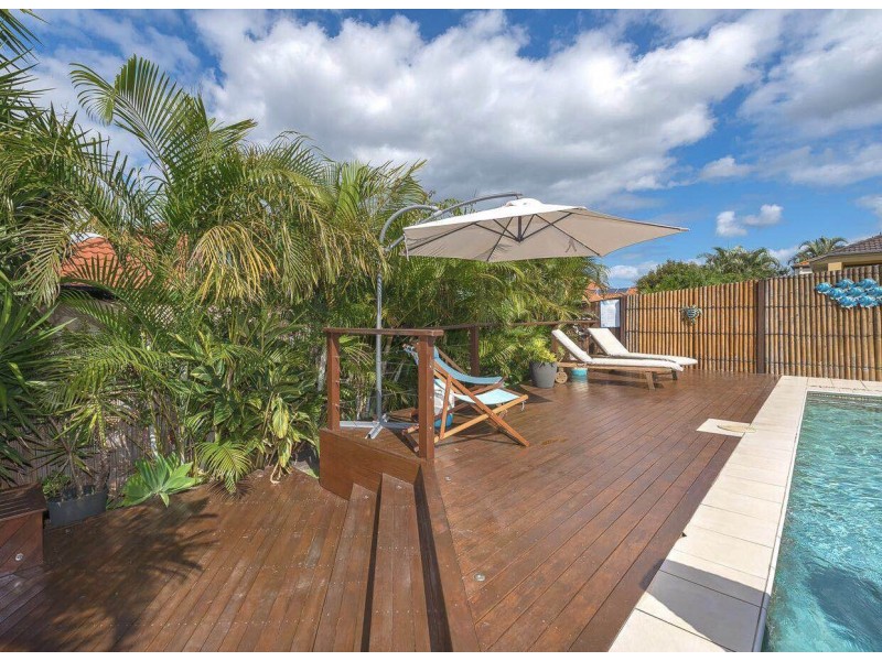 10 Majorica Crescent, Varsity Lakes QLD 4227