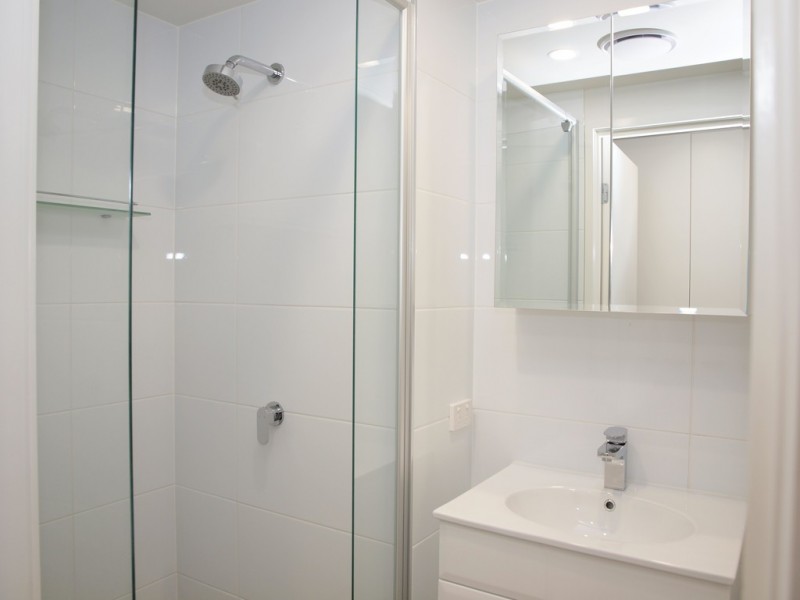 22 Lather Street, Southport QLD 4215