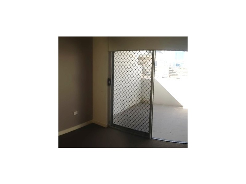 S109 8 Cordelia Street, South Brisbane QLD 4101