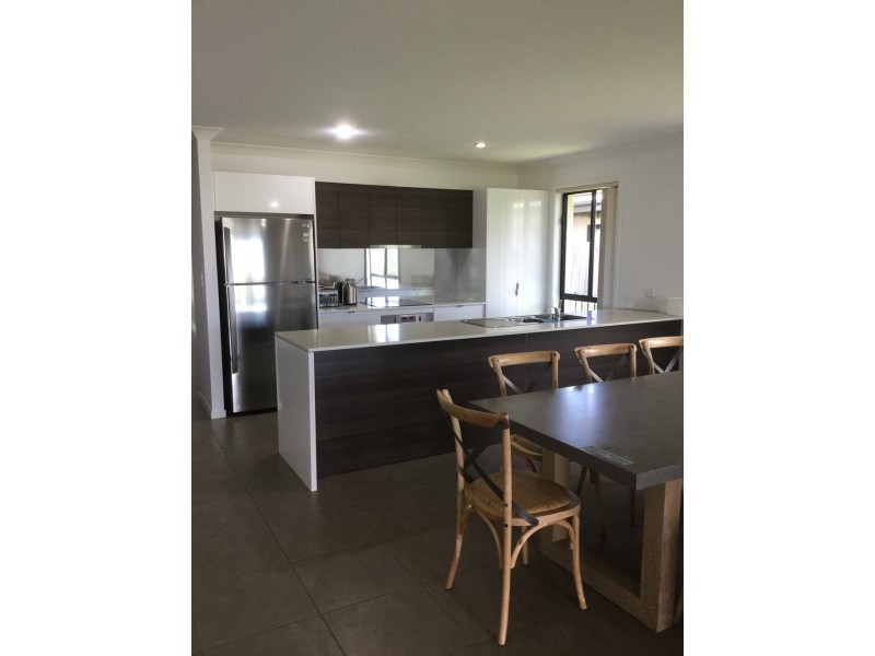 85/19 Santa Barbara Road, Hope Island QLD 4212