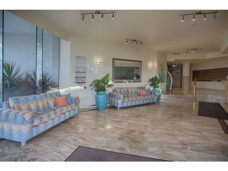 2 19th Avenue, Palm Beach QLD 4221