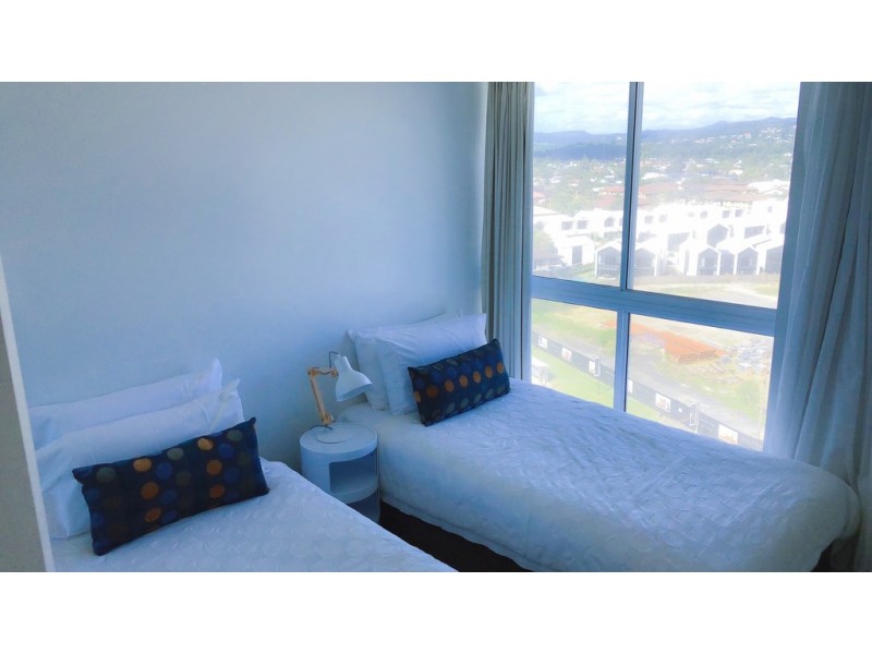 2 19th Avenue, Palm Beach QLD 4221