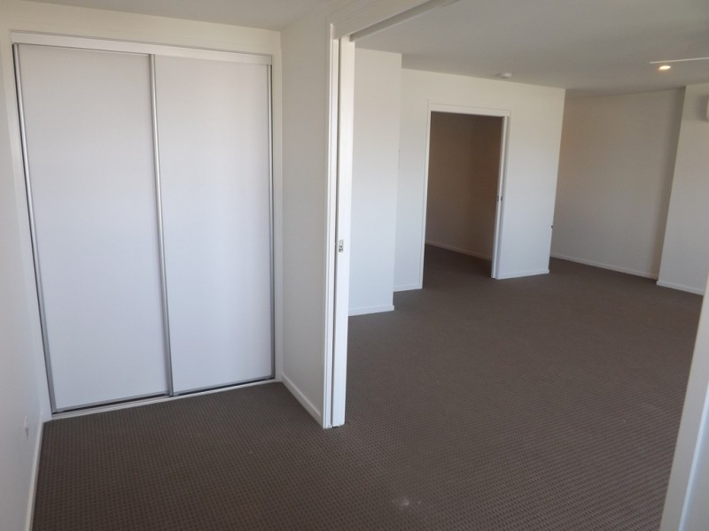 35/46 Regatta Blvd, Birtinya QLD 4575