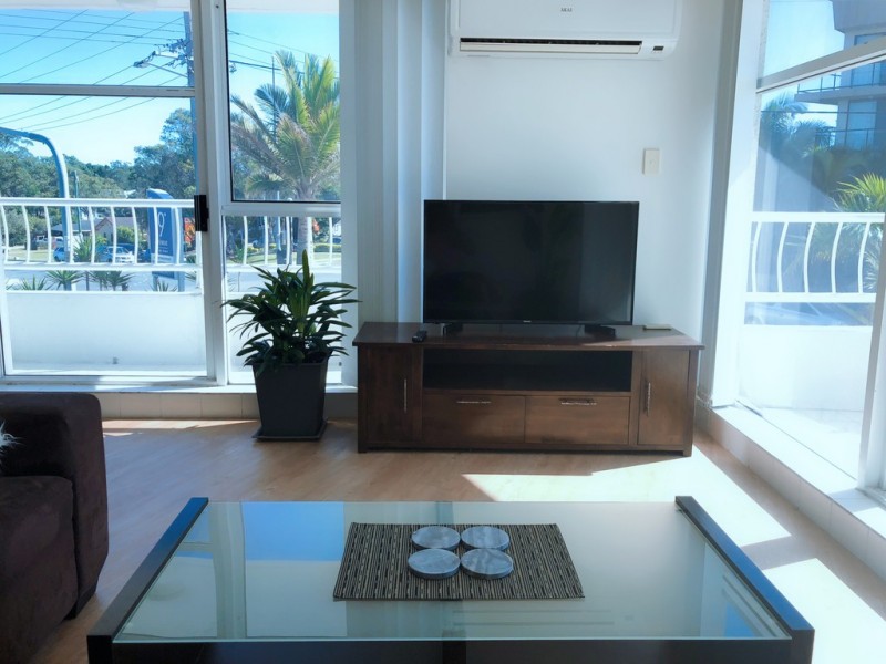 2 19th Avenue, Palm Beach QLD 4221