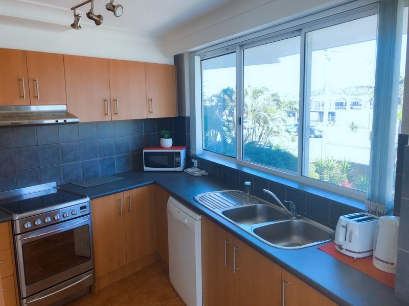 2 19th Avenue, Palm Beach QLD 4221