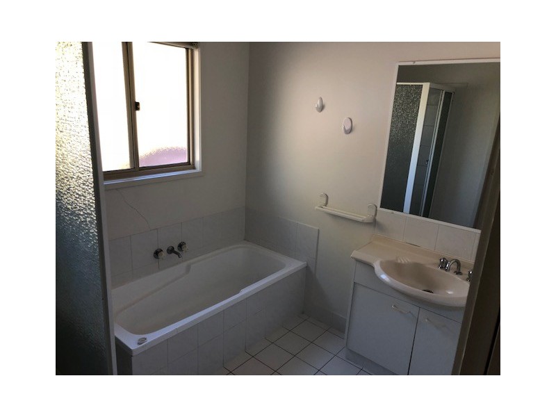 Labrador QLD 4215