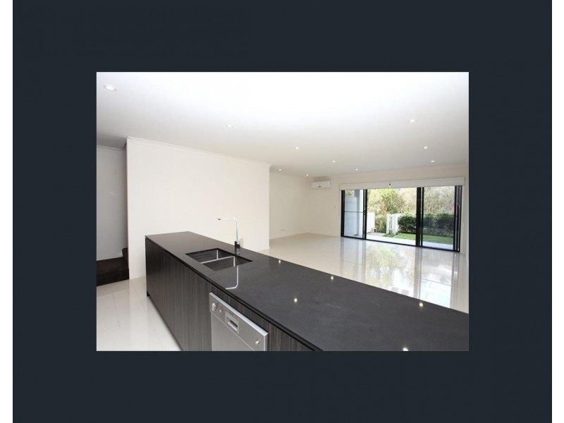 154 North Hill Drive, Robina QLD 4226