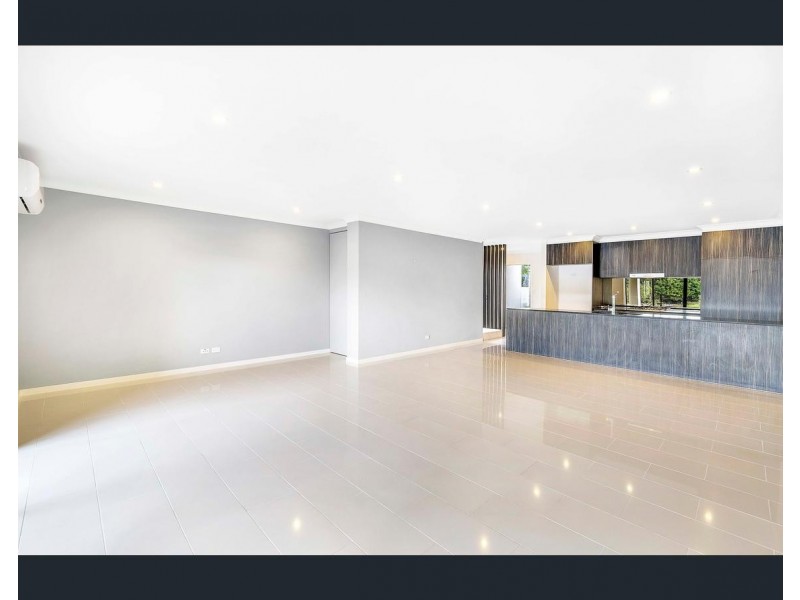 154 North Hill Drive, Robina QLD 4226