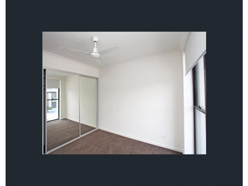 154 North Hill Drive, Robina QLD 4226