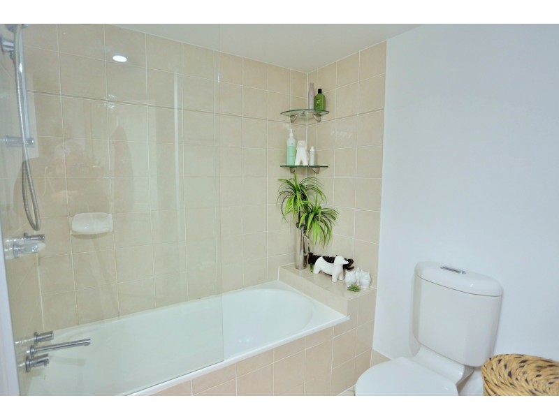 20/236 River Terrace, Kangaroo Point QLD 4169