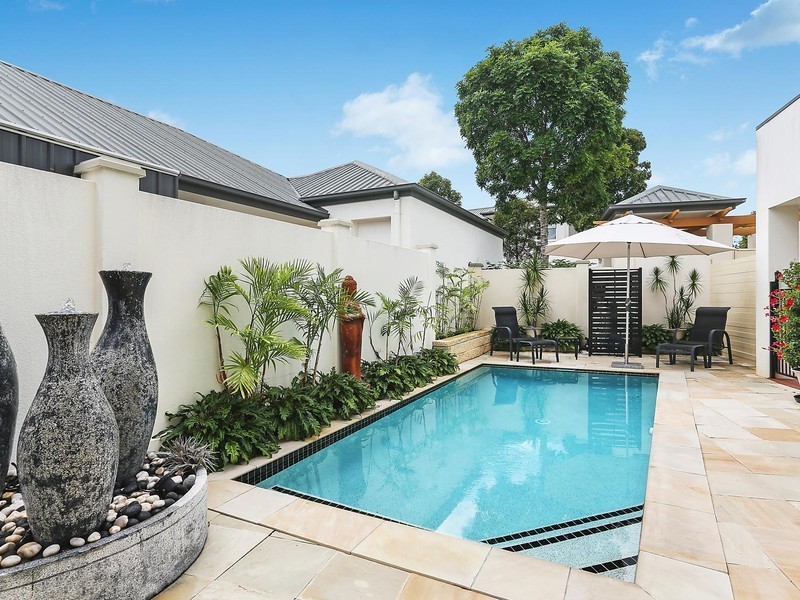 196 5 Easthill Drive, Robina QLD 4226