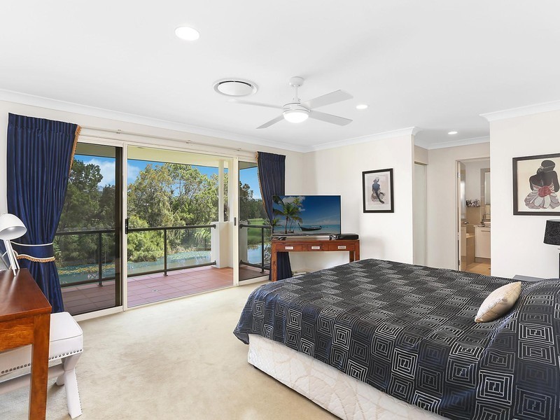 196 5 Easthill Drive, Robina QLD 4226