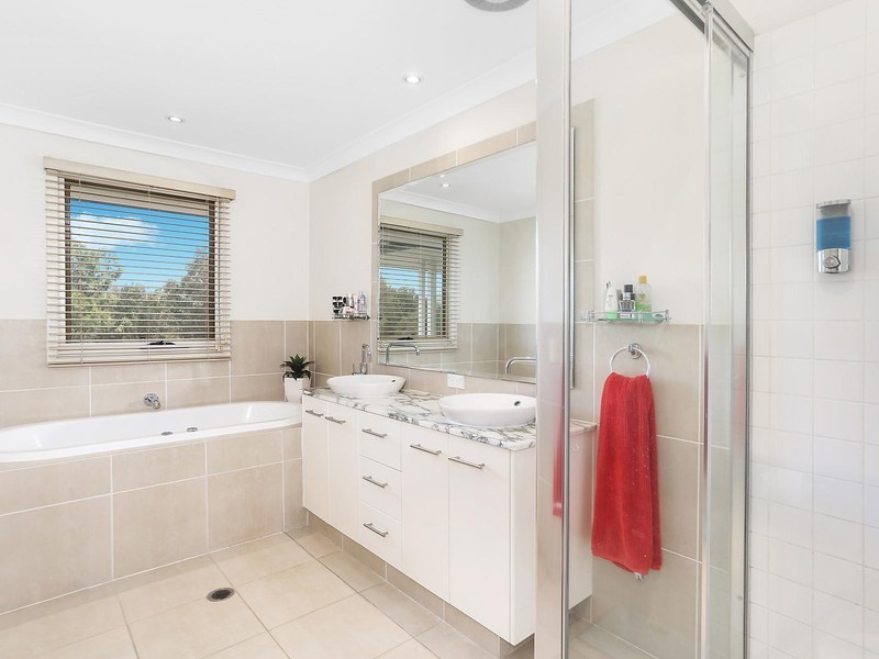 196 5 Easthill Drive, Robina QLD 4226