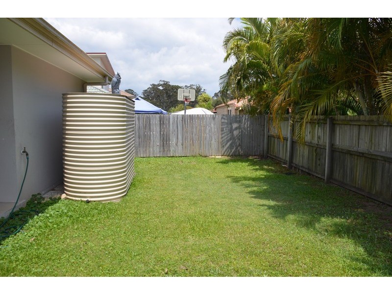 20 Marks Drive, Varsity Lakes QLD 4227