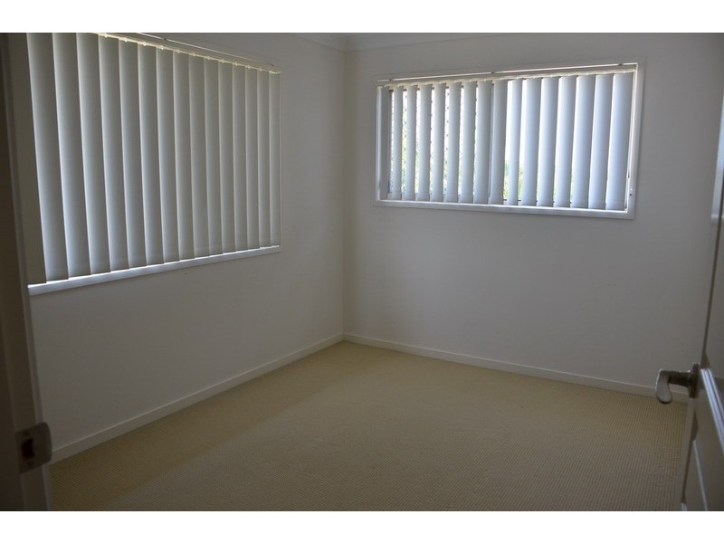 20 Marks Drive, Varsity Lakes QLD 4227