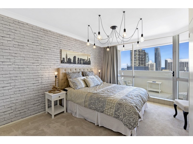 63/114 The Esplanade, Surfers Paradise QLD 4217