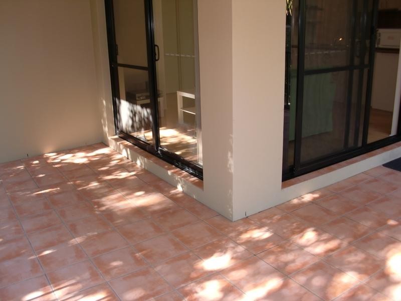 Chevron Island QLD 4217