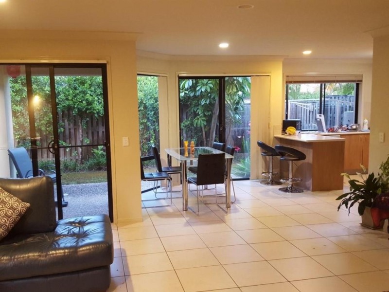 13/5 Assembly Drive, Varsity Lakes QLD 4227