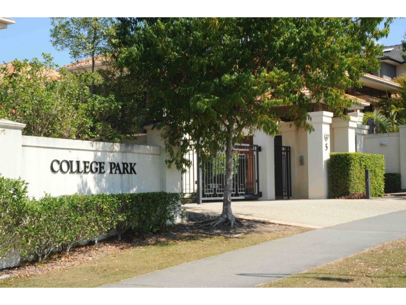 13/5 Assembly Drive, Varsity Lakes QLD 4227