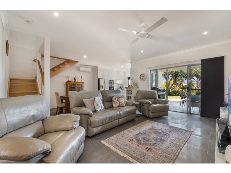 20/46 Regatta Blvd, Birtinya QLD 4575